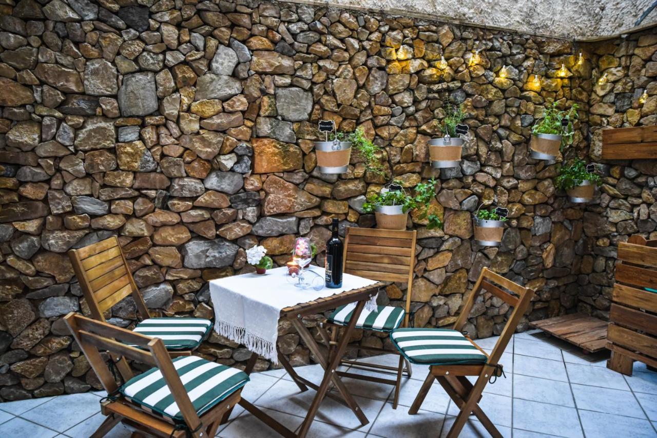 Casa Particular - Casa Vacanze - By Faendho Porto Torres Exteriör bild